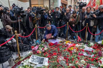 Turcia a plasat in arest preventiv 17 persoane suspectate de organizarea atacului terorist de la Istanbul Turcia a plasat in arest preventiv 17 persoane suspectate de organizarea atacului terorist de la Istanbul