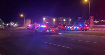 Atac armat intr-un club gay din Colorado: Cel putin 5 morti si 18 raniti. „Multumim clientilor eroi care l-au oprit pe atacator” Atac armat intr-un club gay din Colorado: Cel putin 5 morti si 18 raniti. „Multumim clientilor eroi care l-au oprit pe atacator”