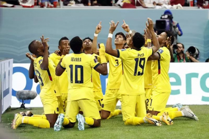 Ecuador a invins selectionata tarii gazda in meciul de deschidere al CM 2022 Qatar Ecuador a invins selectionata tarii gazda in meciul de deschidere al CM 2022 Qatar