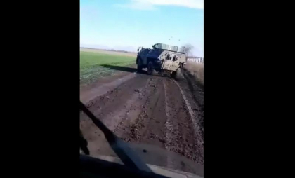 VAB-urile trimise de Franta soldatilor ucraineni au probleme din cauza „rasputitei” - VIDEO VAB-urile trimise de Franta soldatilor ucraineni au probleme din cauza „rasputitei” - VIDEO