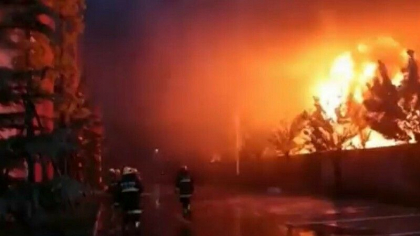 Tragedie in China. Cel putin 36 de oameni au murit intr-un incendiu care a cuprins o fabrica din centrul tarii - VIDEO Tragedie in China. Cel putin 36 de oameni au murit intr-un incendiu care a cuprins o fabrica din centrul tarii - VIDEO