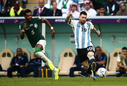 Reactia lui Lionel Messi dupa debutul ratat al Argentinei la CM 2022 Qatar
Reactia lui Lionel Messi dupa debutul ratat al Argentinei la CM 2022 Qatar