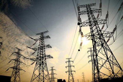 Ultima ora. Mai multe localitati din tara, din nou, fara lumina. Reactia lui Andrei Spinu