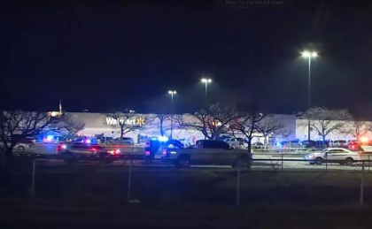 SUA: Atac armat la un supermarket Walmart din Virginia, mai multi oameni au murit - VIDEO SUA: Atac armat la un supermarket Walmart din Virginia, mai multi oameni au murit - VIDEO