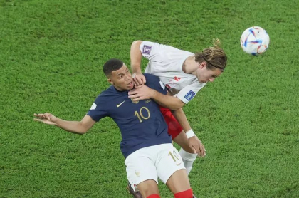 CM Qatar 2022: Campioana mondiala, prima echipa calificata in optimi
CM Qatar 2022: Campioana mondiala, prima echipa calificata in optimi