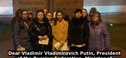 Mamele unora dintre soldatii rusi cer Parlamentului retragerea armatei ruse din Ucraina
Mamele unora dintre soldatii rusi cer Parlamentului retragerea armatei ruse din Ucraina
