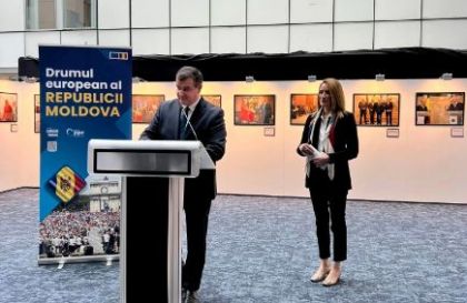 Parcursul european al Republicii Moldova prezentat prin prisma unei expozitii fotografice la Parlamentul European de la Bruxelles - FOTO Parcursul european al Republicii Moldova prezentat prin prisma unei expozitii fotografice la Parlamentul European de la Bruxelles - FOTO