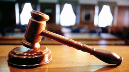 Un barbat - trimis pe banca acuzatiilor, dupa ce si-ar fi omorat amicul de pahar in propria casa, la Telenesti. Ce spun procurorii Un barbat - trimis pe banca acuzatiilor, dupa ce si-ar fi omorat amicul de pahar in propria casa, la Telenesti. Ce spun procurorii