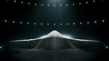 Americanii prezinta cel mai nou si cel mai performant bombardier. B-21 va fi in varful generatiilor noi de avione