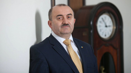 Ultima ora. Fostul sef de la CFM, Iurie Topala, ramane in arest preventiv pentru inca 30 de zile Ultima ora. Fostul sef de la CFM, Iurie Topala, ramane in arest preventiv pentru inca 30 de zile