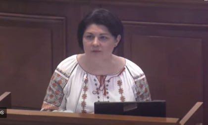 Premierul cere Parlamentului prelungirea starii de urgenta cu 60 de zile. Natalia Gavrilita: "Resimtim consecintele si riscurile acestui razboi cumplit si injust" Premierul cere Parlamentului prelungirea starii de urgenta cu 60 de zile. Natalia Gavrilita: "Resimtim consecintele si riscurile acestui razboi cumplit si injust"