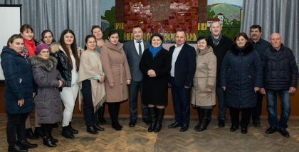 Prim-ministrul Natalia Gavrilita, la intrevedere cu primarul din Chistelnita: " Ma bucur ca folositi oportunitatile pe care le ofera Guvernul pentru dezvoltarea regionala" Prim-ministrul Natalia Gavrilita, la intrevedere cu primarul din Chistelnita: " Ma bucur ca folositi oportunitatile pe care le ofera Guvernul pentru dezvoltarea regionala"