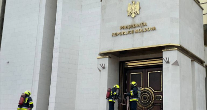 IGSU si SPPS au organizat un exercitiu tactic comun in cladirea Presedintiei Republicii Moldova. In ce consta aceasta interventie - FOTO IGSU si SPPS au organizat un exercitiu tactic comun in cladirea Presedintiei Republicii Moldova. In ce consta aceasta interventie - FOTO