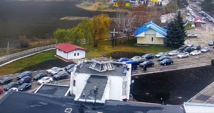Atentie, calatori. S-au format ambuteiaje la iesirea din tara. Zeci de masini asteapta sa iasa din Moldova, la vama Leuseni si Sculeni - FOTO