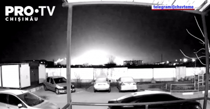 Explozii puternice au avut loc in cursul noptii la doua aerodromuri din Rusia, ambele fiind folosite de fortele rusesti in atacurile lor cu rachete impotriva obiectivelor civile din Ucraina Explozii puternice au avut loc in cursul noptii la doua aerodromuri din Rusia, ambele fiind folosite de fortele rusesti in atacurile lor cu rachete impotriva obiectivelor civile din Ucraina
