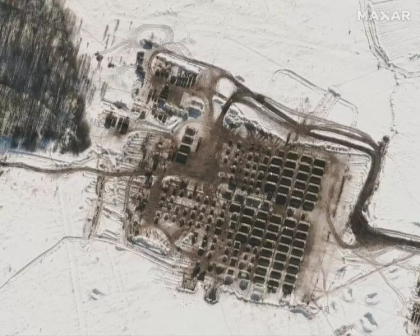 Atac cu drona la un aerodrom din regiunea ruseasca Kursk, aproape de granita cu Ucraina - VIDEO Atac cu drona la un aerodrom din regiunea ruseasca Kursk, aproape de granita cu Ucraina - VIDEO