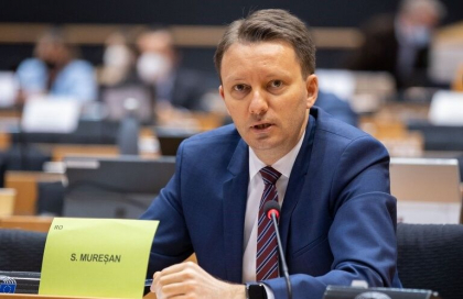 Ce poate invata Austria de la Republica Moldova. Exemplul unui europarlamentar roman, care desfiinteaza argumentele Vienei care blocheaza aderarea Romaniei la Schengen Ce poate invata Austria de la Republica Moldova. Exemplul unui europarlamentar roman, care desfiinteaza argumentele Vienei care blocheaza aderarea Romaniei la Schengen