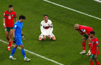 Imaginile zilei la CM 2022: Finalul unei ere - Cristiano Ronaldo, lacrimile si visul interzis
Imaginile zilei la CM 2022: Finalul unei ere - Cristiano Ronaldo, lacrimile si visul interzis
