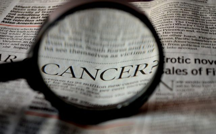 Medicii britanici anunta un tratament revolutionar pentru tratarea cancerului si prezinta cazul unei fete vindecate de leucemie
