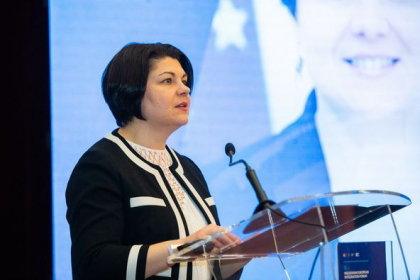 Natalia Gavrilita, la Forumul de integrare europeana a Republicii Moldova: "Aderarea la familia UE este un veritabil proiect de tara, pe care avem datoria istorica sa il ducem la bun sfarsit" Natalia Gavrilita, la Forumul de integrare europeana a Republicii Moldova: "Aderarea la familia UE este un veritabil proiect de tara, pe care avem datoria istorica sa il ducem la bun sfarsit"