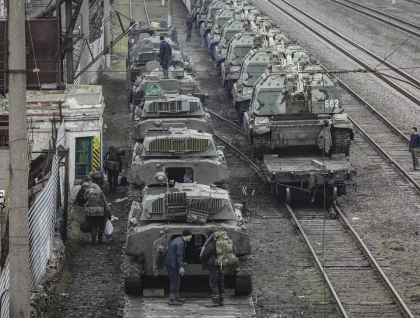 Rusia a exclus posibilitatea de a-si retrage trupele din Ucraina pana la sfarsitul acestui an
Rusia a exclus posibilitatea de a-si retrage trupele din Ucraina pana la sfarsitul acestui an