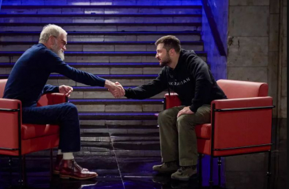 Gluma cu evrei facuta de Volodimir Zelenski despre confruntarea dintre Rusia si NATO, intr-o emisiune la Netflix, a devenit virala - VIDEO Gluma cu evrei facuta de Volodimir Zelenski despre confruntarea dintre Rusia si NATO, intr-o emisiune la Netflix, a devenit virala - VIDEO
