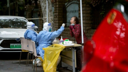 Cazurile de Covid explodeaza in China si sunt "imposibil" de numarat
Cazurile de Covid explodeaza in China si sunt "imposibil" de numarat