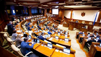 Votat in Parlament. Indemnizatia unica pentru medici si farmacisti va fi achitata intr-o singura transa
Votat in Parlament. Indemnizatia unica pentru medici si farmacisti va fi achitata intr-o singura transa