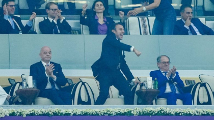 Cum a trait Macron in tribuna fiecare secunda a partidei Franta-Maroc. Ca sa vada meciul, el a lipsit de la o reuniune de la Bruxelles - FOTO 