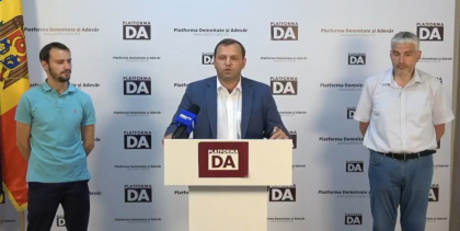 Andrei Nastase mai face parte din Platforma DA? Dinu Plingau, la emisiunea In PROfunzime: "Nu participa la luarea deciziilor, dar este membru de partid" Andrei Nastase mai face parte din Platforma DA? Dinu Plingau, la emisiunea In PROfunzime: "Nu participa la luarea deciziilor, dar este membru de partid"