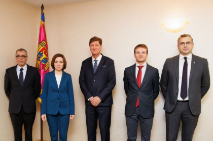 Maia Sandu, la intrevedere cu reprezentantii Camerei de Comert si Industrie Franta-Moldova: "Republica Moldova este hotarata sa-si modernizeze sectorul energetic si sa creasca ponderea energiei verzi" Maia Sandu, la intrevedere cu reprezentantii Camerei de Comert si Industrie Franta-Moldova: "Republica Moldova este hotarata sa-si modernizeze sectorul energetic si sa creasca ponderea energiei verzi"