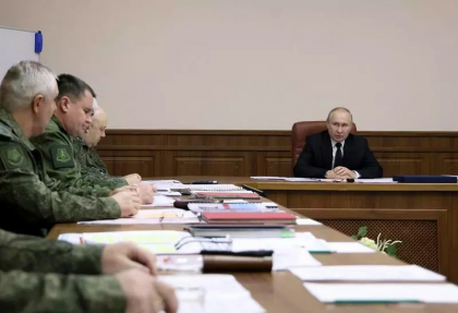 Seful SBU spune ca Vladimir Putin mai are doua variante: „Am alcatuit deja o colectie unica de probe”
Seful SBU spune ca Vladimir Putin mai are doua variante: „Am alcatuit deja o colectie unica de probe”
