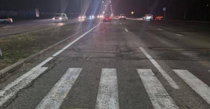 Tragedie fara margini pentru o familie din capitala. Un baietel de 10 ani a murit pe patul de spital, dupa ce a fost lovit de o masina pe trecerea de pietoni Tragedie fara margini pentru o familie din capitala. Un baietel de 10 ani a murit pe patul de spital, dupa ce a fost lovit de o masina pe trecerea de pietoni