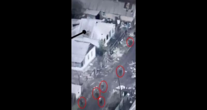 Nici n-au stiut ce i-a lovit: Cum a spulberat artileria ucraineana un grup de soldati rusi - VIDEO