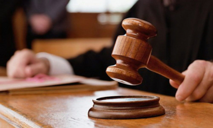 Isi va petrece urmatorii 5 ani dupa gratii. Un barbat - condamnat pentru actiuni perverse fata de nepoata sa Isi va petrece urmatorii 5 ani dupa gratii. Un barbat - condamnat pentru actiuni perverse fata de nepoata sa