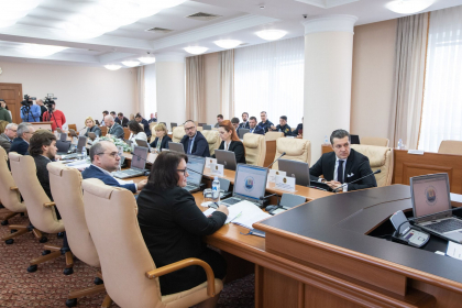 Cetatenii vor beneficia de servicii publice modernizate la costuri reduse
Cetatenii vor beneficia de servicii publice modernizate la costuri reduse