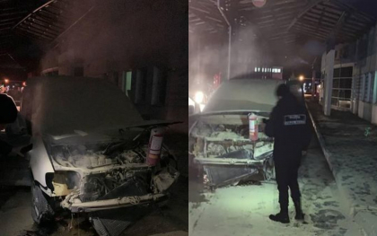 Incendiu matinal la vama Criva. O masina - cuprinsa de flacari, chiar la linia de control - FOTO Incendiu matinal la vama Criva. O masina - cuprinsa de flacari, chiar la linia de control - FOTO