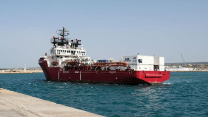 Italia a acceptat sa primeasca nava umanitara Ocean Viking, cu 113 migranti salvati din apele marii Italia a acceptat sa primeasca nava umanitara Ocean Viking, cu 113 migranti salvati din apele marii