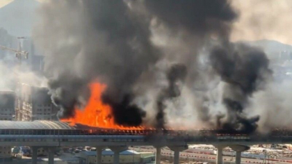 Imagini tragice din Seul. Sase oameni au murit, dupa ce un tunel a fost cuprins de flacari in urma unui accident - VIDEO