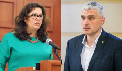 Slusari, despre Uzina Metalurgica din Rabnita: „Ministrul Mediului deschis si public lobeaza interesele Uzinei. La moment se pune la cale eliberarea autorizatiilor de mediu pentru cativa ani” Slusari, despre Uzina Metalurgica din Rabnita: „Ministrul Mediului deschis si public lobeaza interesele Uzinei. La moment se pune la cale eliberarea autorizatiilor de mediu pentru cativa ani”