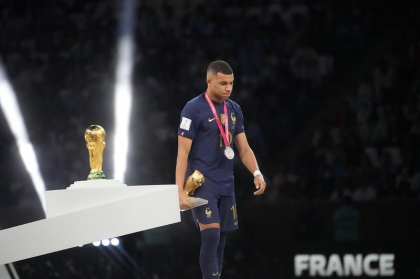 Raspunsul lui Kylian Mbappe dupa ce portarul Argentinei l-a ironizat in mai multe randuri Raspunsul lui Kylian Mbappe dupa ce portarul Argentinei l-a ironizat in mai multe randuri