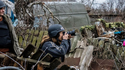 Aproape 1700 de jurnalisti au fost ucisi in ultimii 20 de ani. Irak si Siria, cele mai periculoase tari pentru profesia de jurnalist Aproape 1700 de jurnalisti au fost ucisi in ultimii 20 de ani. Irak si Siria, cele mai periculoase tari pentru profesia de jurnalist