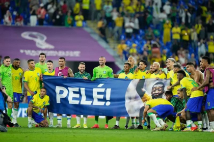 Mesajul emotionant al lui Neymar, la disparitia lui Pele: „A transformat fotbalul in arta. Este etern”