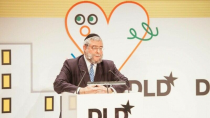 Rabinul sef al Moscovei le cere evreilor sa paraseasca Rusia cat mai pot
Rabinul sef al Moscovei le cere evreilor sa paraseasca Rusia cat mai pot