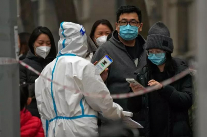 Covid: UE acuza China ca nu prezinta cifrele reale si recomanda testarea pasagerilor chinezi Covid: UE acuza China ca nu prezinta cifrele reale si recomanda testarea pasagerilor chinezi