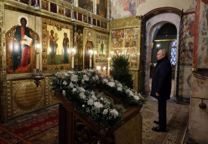 Putin lauda Biserica Ortodoxa pentru sprijinirea razboiului din Ucraina
Putin lauda Biserica Ortodoxa pentru sprijinirea razboiului din Ucraina