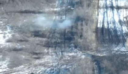 Imagini cu puternic impact emotional. 100 dintr-o lovitura. Cum a ucis Ucraina mai multi rusi, la Soledar: „Se deplaseaza peste propriile cadavre” - VIDEO Imagini cu puternic impact emotional. 100 dintr-o lovitura. Cum a ucis Ucraina mai multi rusi, la Soledar: „Se deplaseaza peste propriile cadavre” - VIDEO