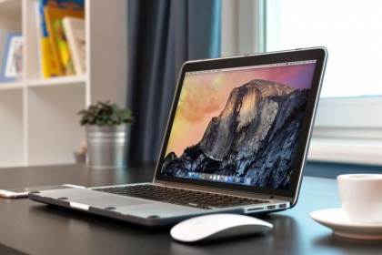 Apple ar putea lansa in cativa ani primele Mac-uri cu touch screen. Ce spunea Steve Jobs despre idee Apple ar putea lansa in cativa ani primele Mac-uri cu touch screen. Ce spunea Steve Jobs despre idee