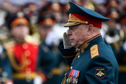 Un alt semn ca Rusia ar putea pregati o noua ofensiva dinspre Belarus? Oleg Saliukov, comandant-adjunct al operatiunii militare din Ucraina, trimis pentru a inspecta fortele comune
Un alt semn ca Rusia ar putea pregati o noua ofensiva dinspre Belarus? Oleg Saliukov, comandant-adjunct al operatiunii militare din Ucraina, trimis pentru a inspecta fortele comune