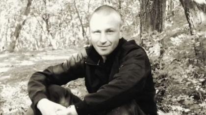 Un rus care si-a ucis mama in bataie a fost inmormantat ca un erou in Rusia dupa ce a murit pe front in Ucraina Un rus care si-a ucis mama in bataie a fost inmormantat ca un erou in Rusia dupa ce a murit pe front in Ucraina